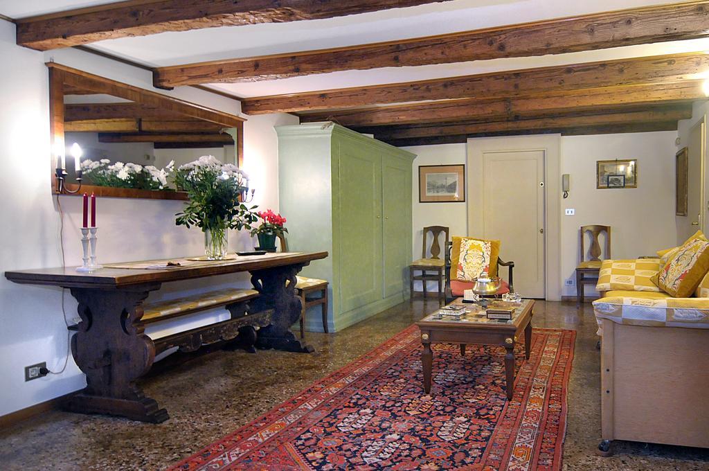 ヴェネツィアPalazzetto Da Schioアパートメント エクステリア 写真